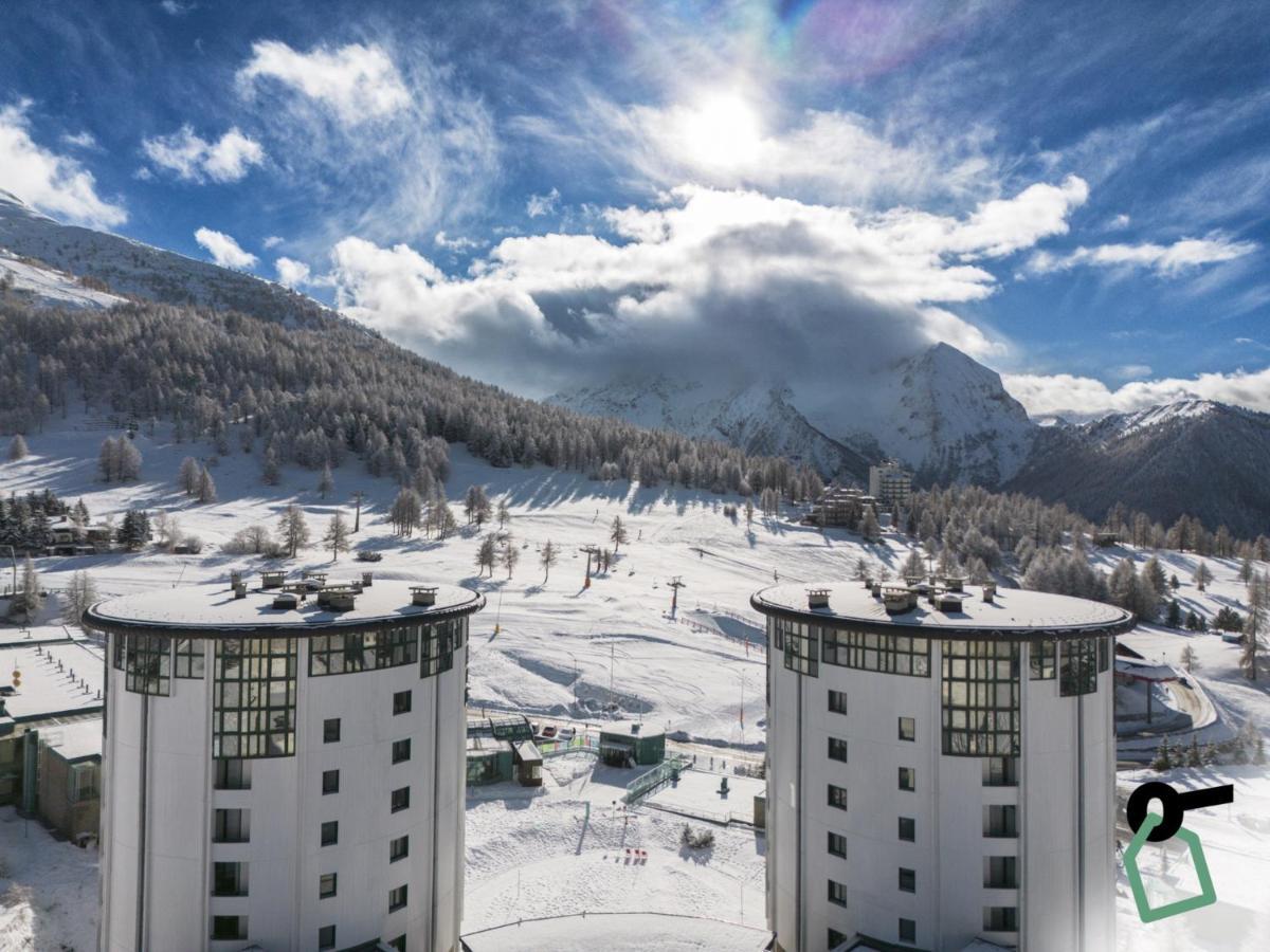 Hotiday Hotel Sestriere Exterior photo