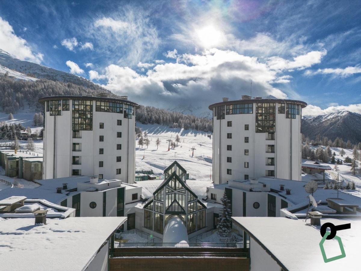Hotiday Hotel Sestriere Exterior photo