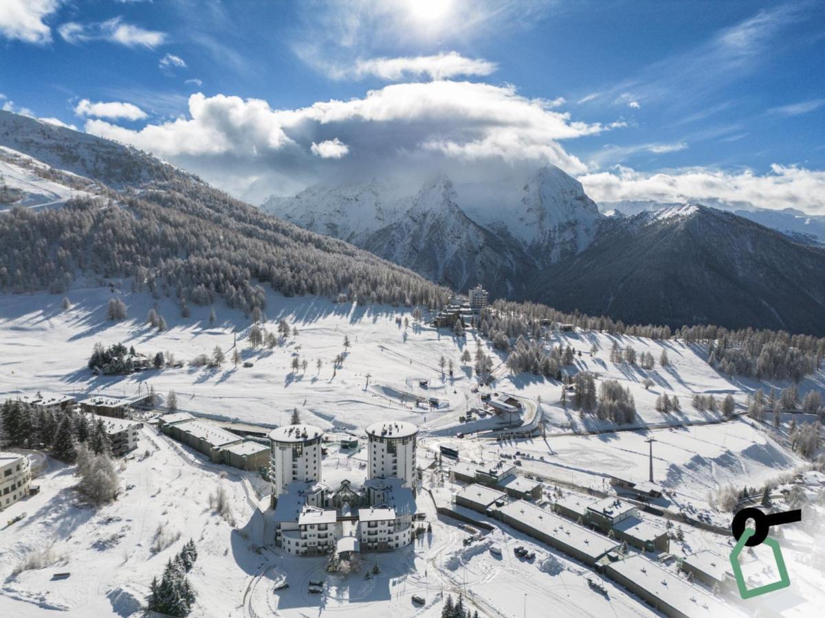 Hotiday Hotel Sestriere Exterior photo